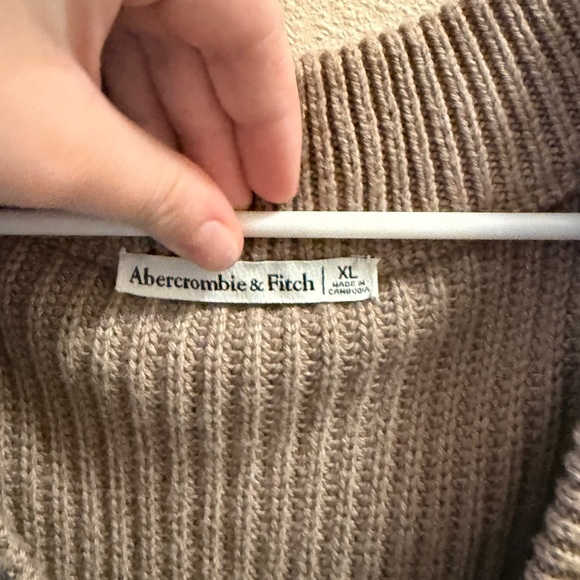 Abercrombie & Fitch Beige Knit Sweater Vest - Picture 3 of 5